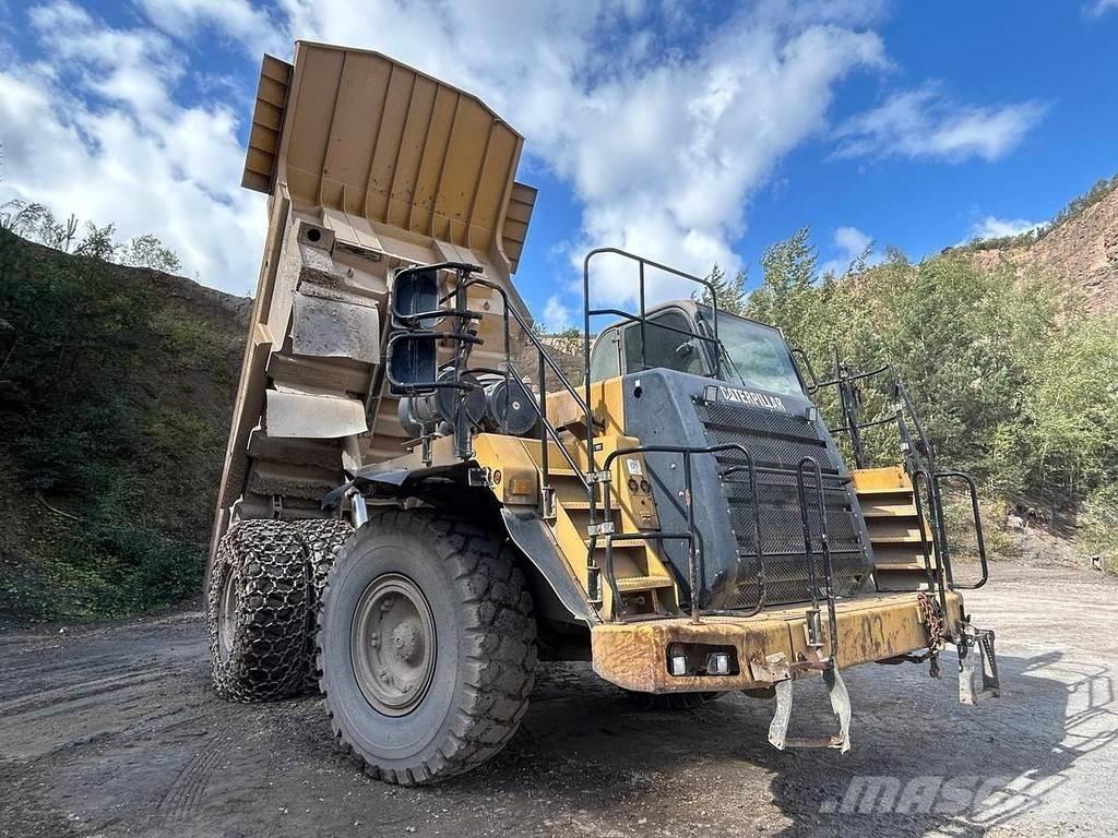 CAT 773F 剛性傾卸卡車