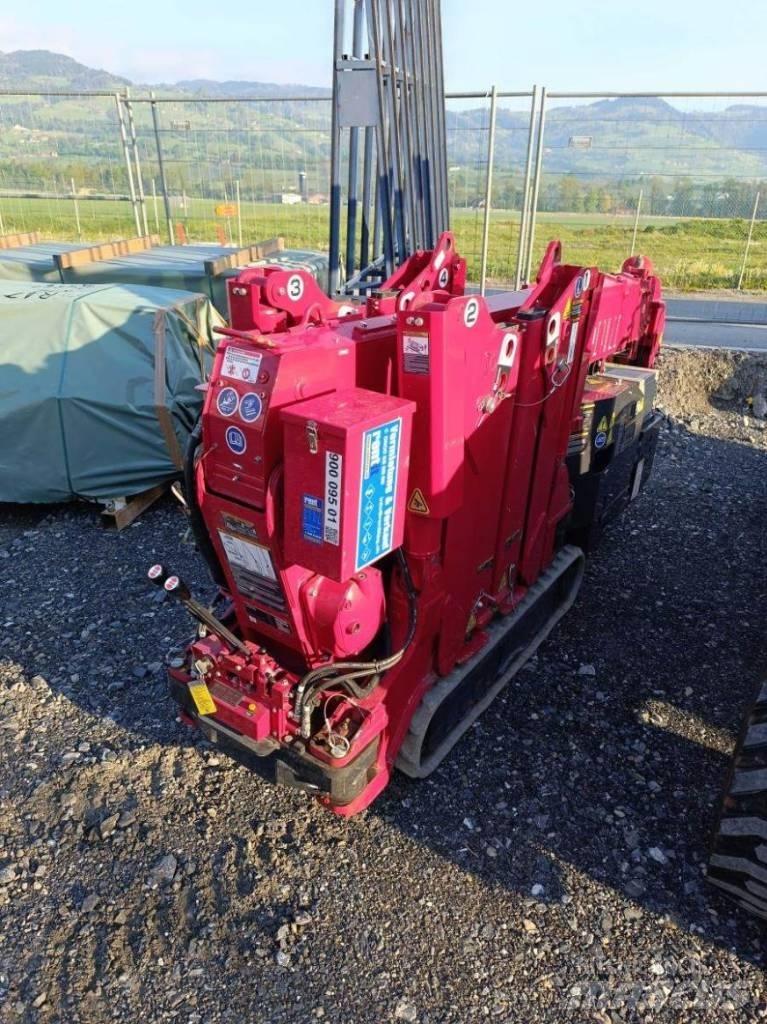 Unic URW 095 小型起重機