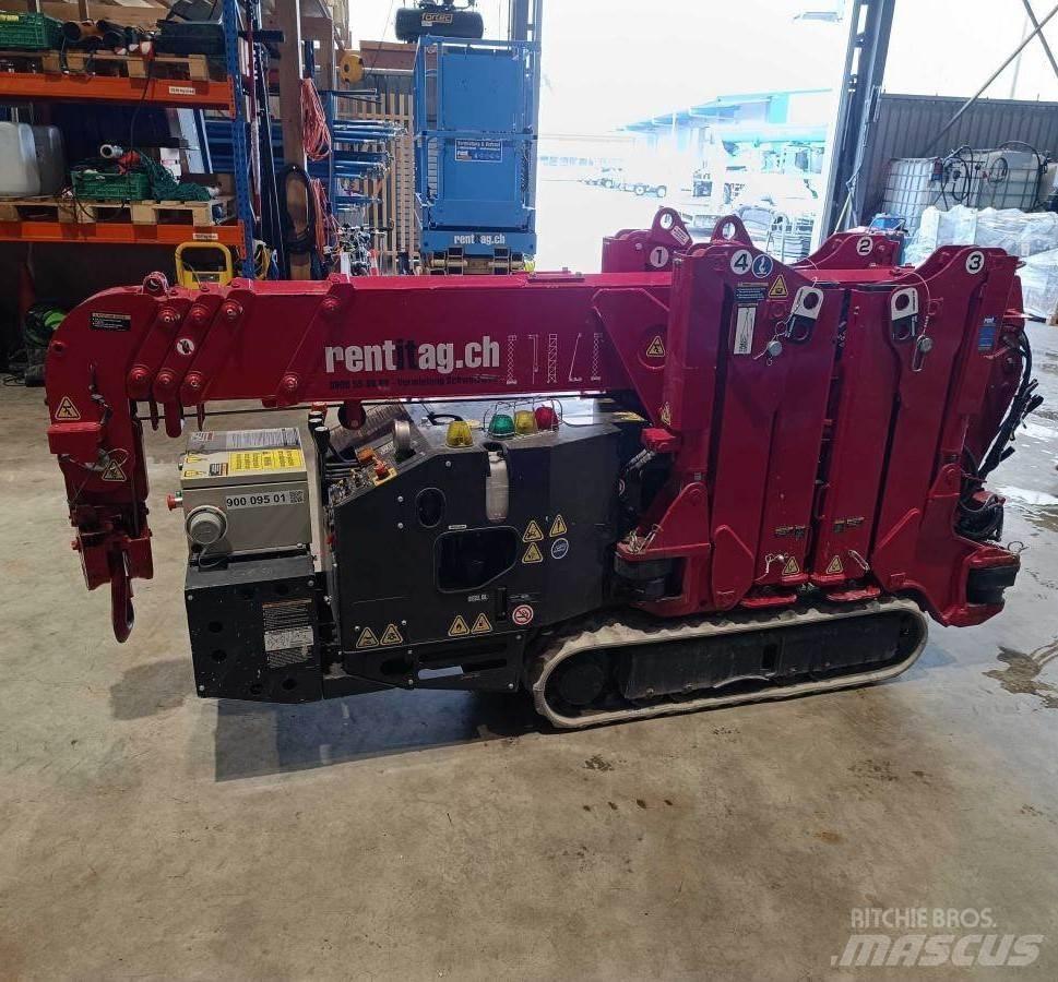 Unic URW 095 小型起重機
