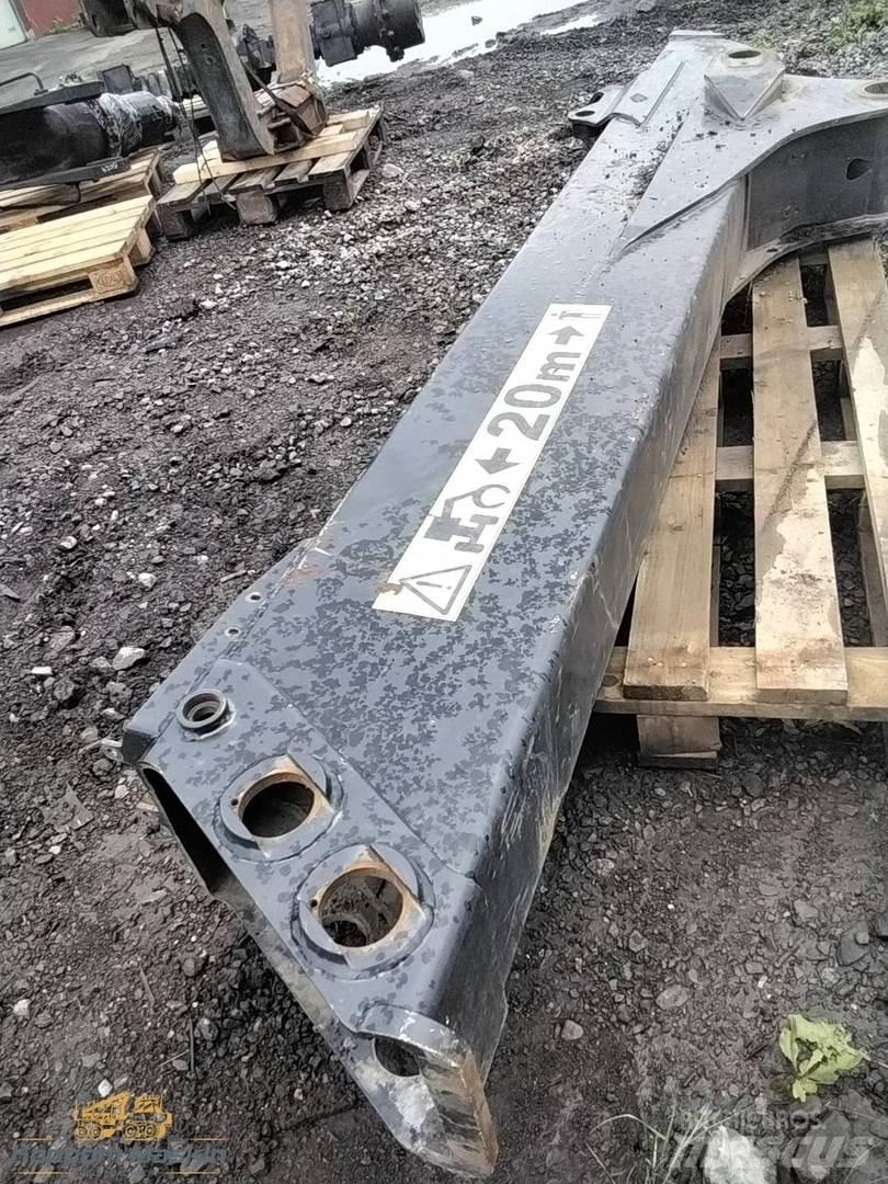 Komatsu 165 運送起重機