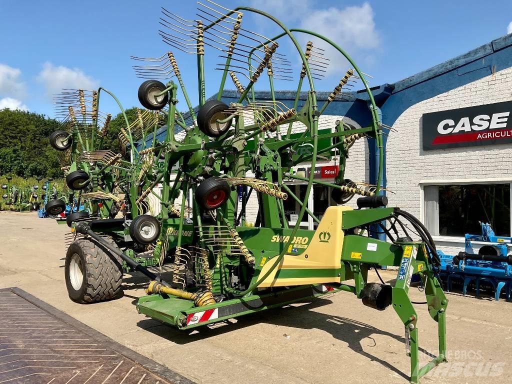 Krone Swadro TC 1370 耙與翻草機