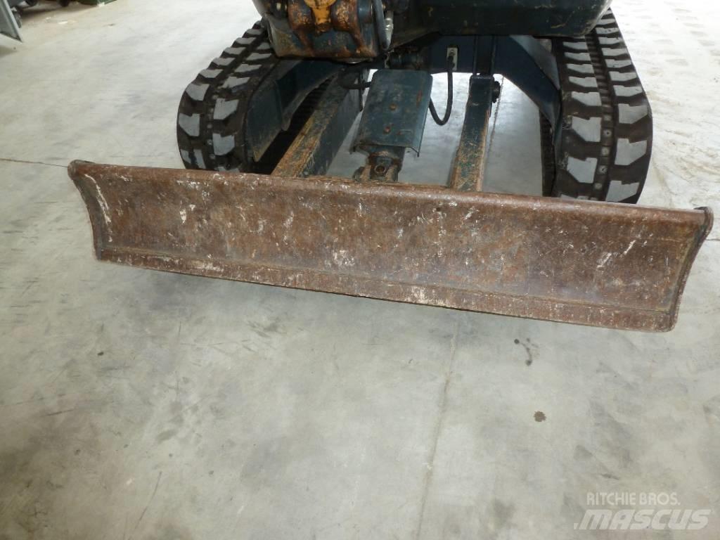Hyundai R25Z-9AK 小型挖土機/掘鑿機<7t(小型挖掘機)