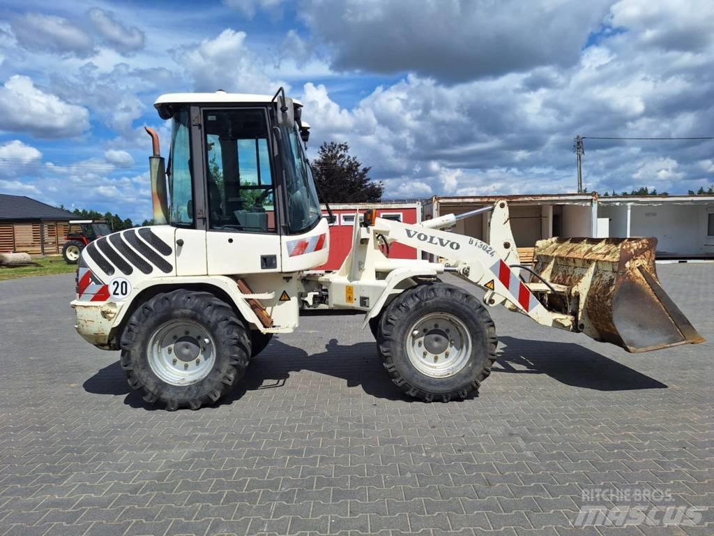 Volvo L 30 B 輪胎式裝載機