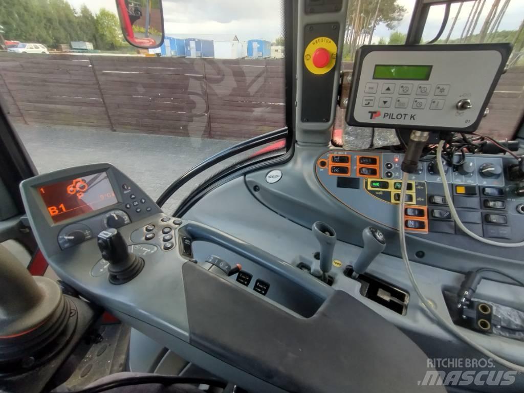 Valtra T202 碎木機