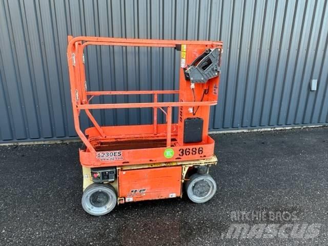 JLG 1230 ES 垂直升降工作台