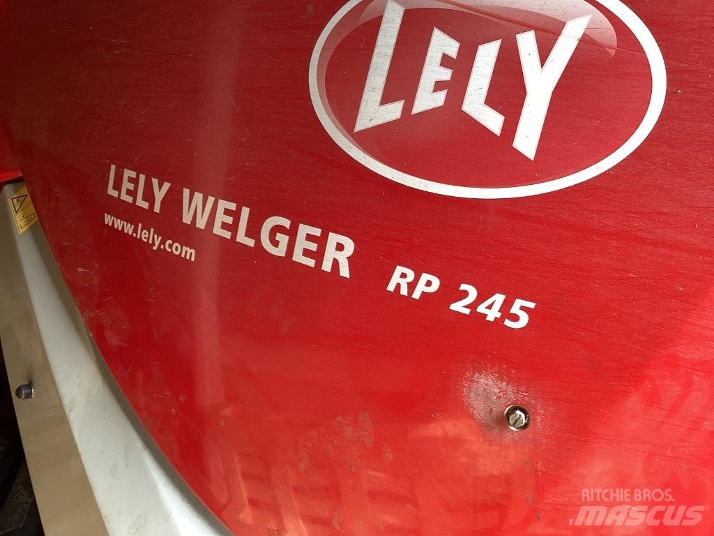 Lely RP 245 圓型牧草打包機