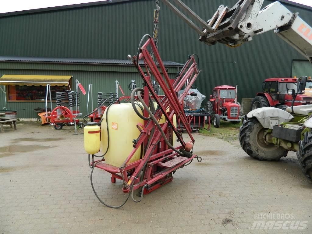 Hardi 1200 承載式噴霧機
