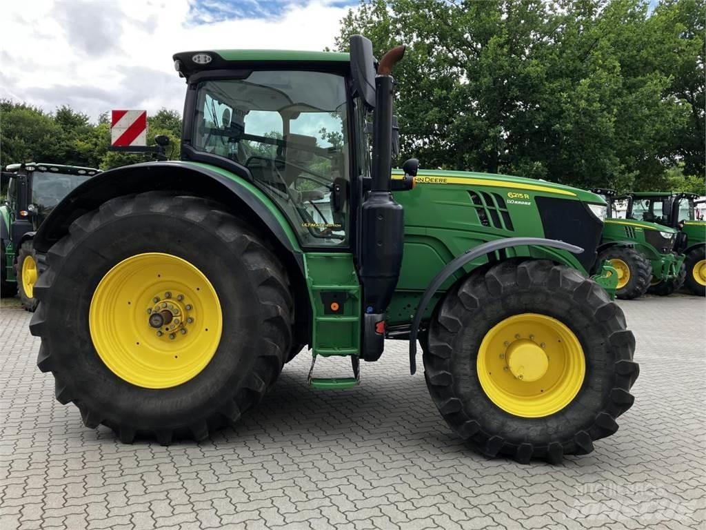 John Deere 6215R 曳引機