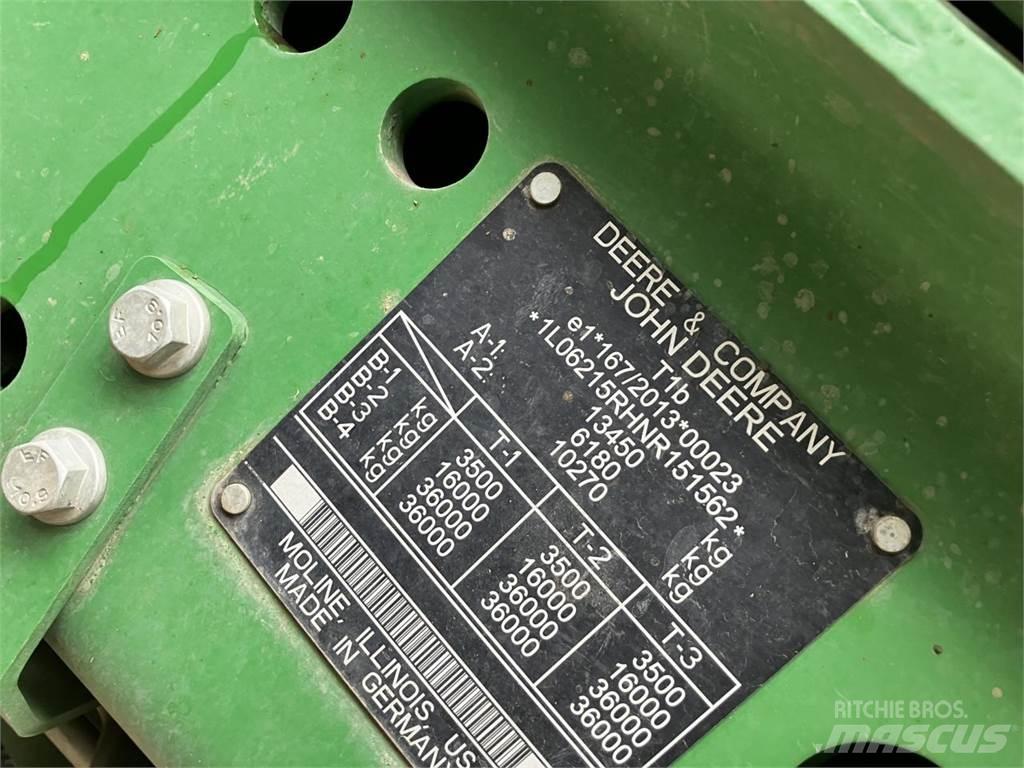 John Deere 6215R 曳引機