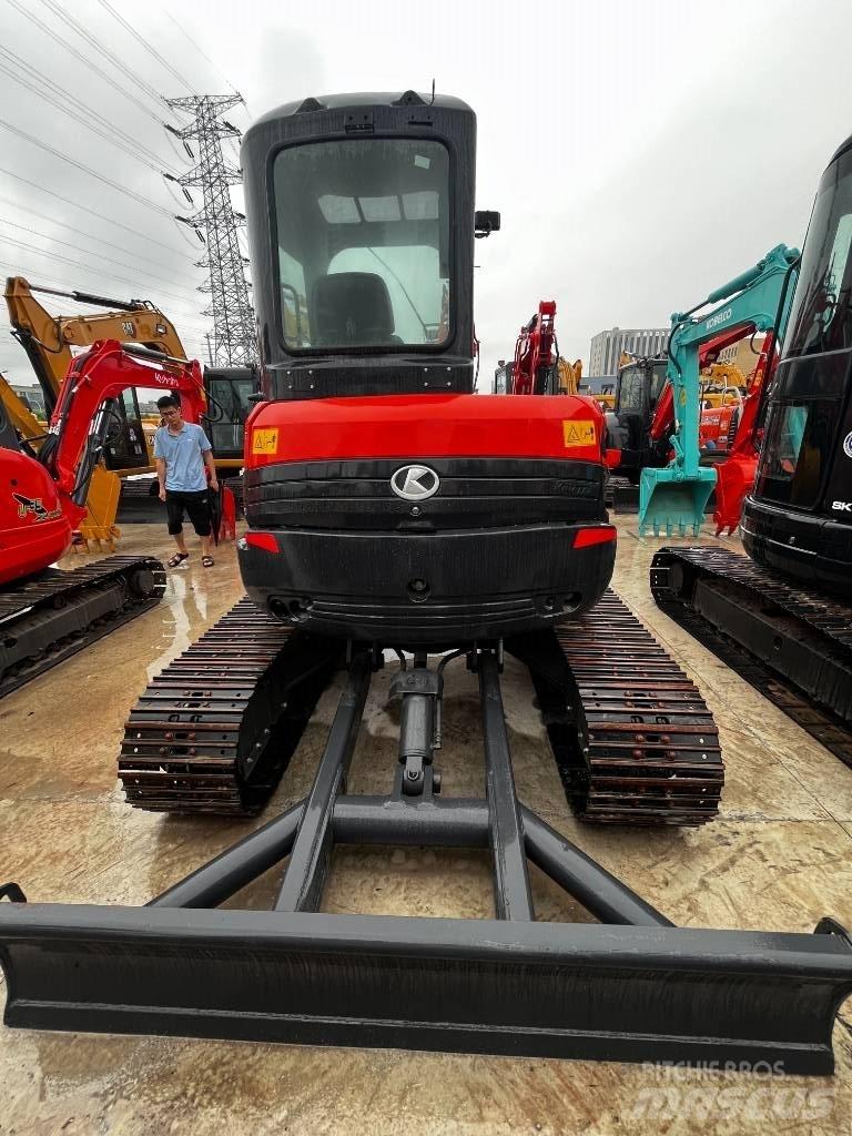 Kubota U 55-4 小型挖土機/掘鑿機<7t(小型挖掘機)