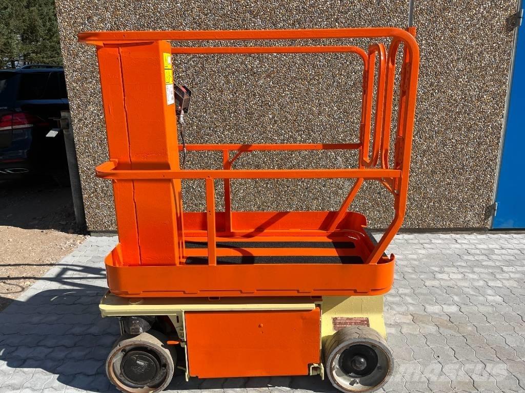 JLG 1230 ES 垂直升降工作台