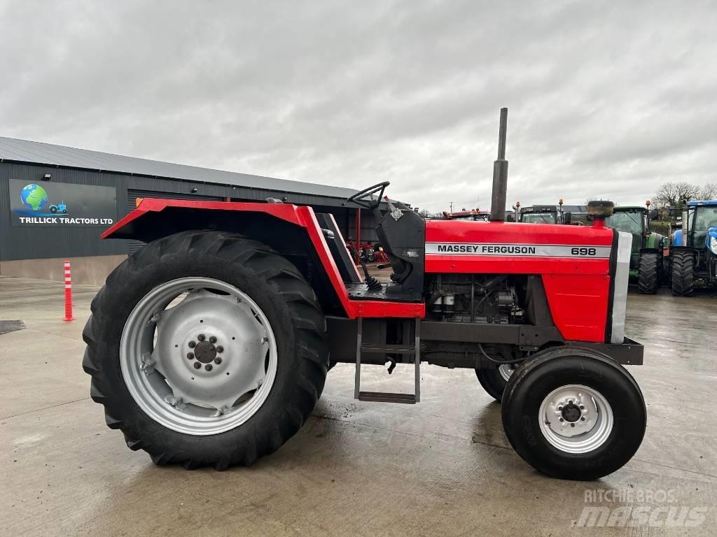 Massey Ferguson 698 曳引機