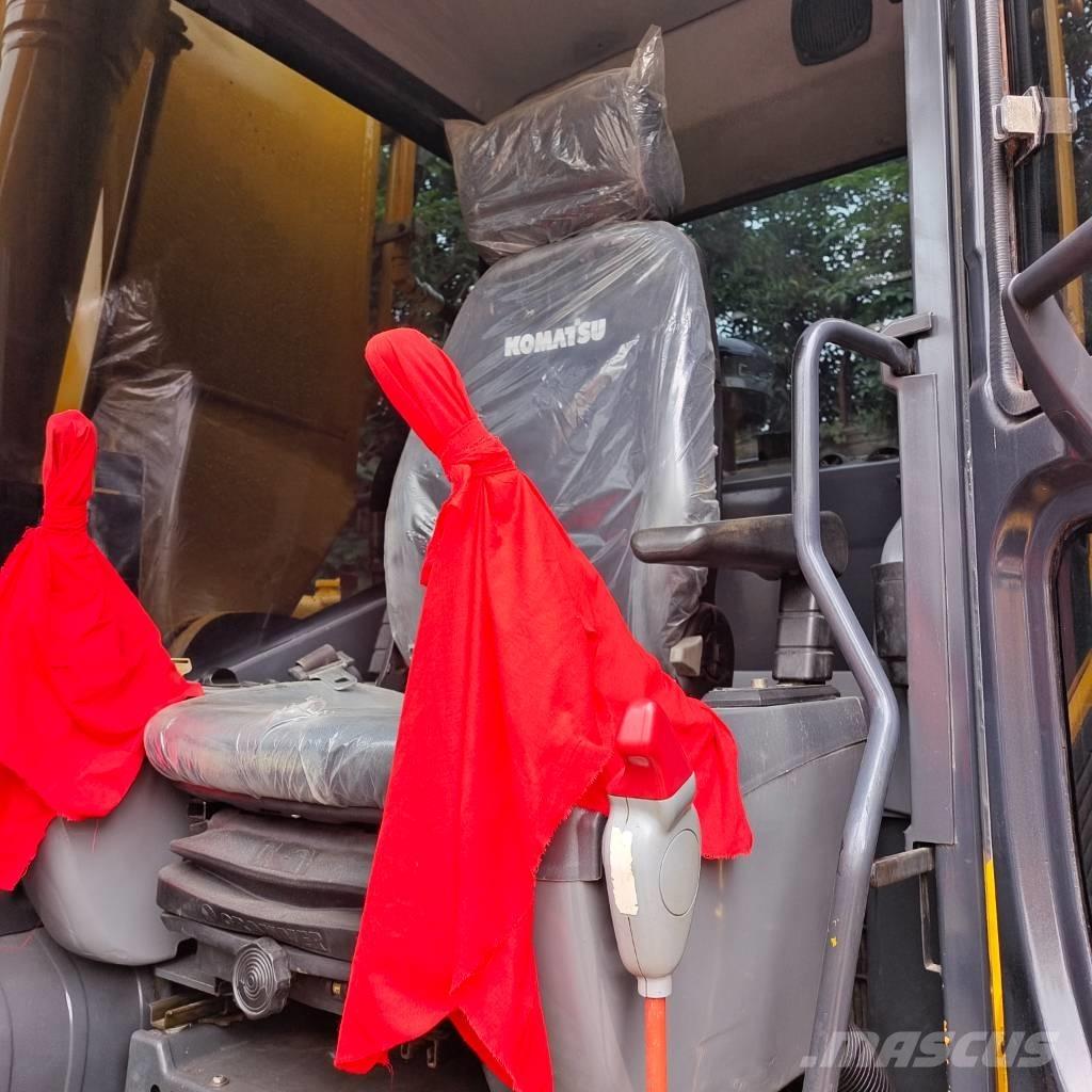 Komatsu PC 220 履帶式 挖土機/掘鑿機/挖掘機