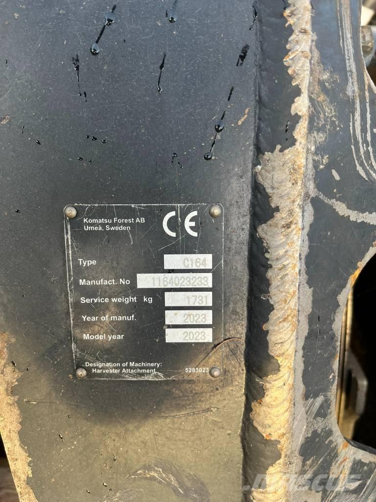 Komatsu C 164 收穫機頭