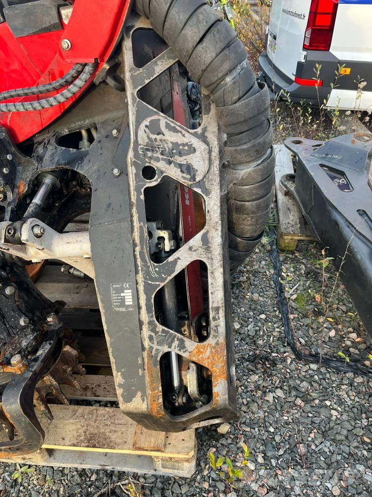 Komatsu C 164 收穫機頭