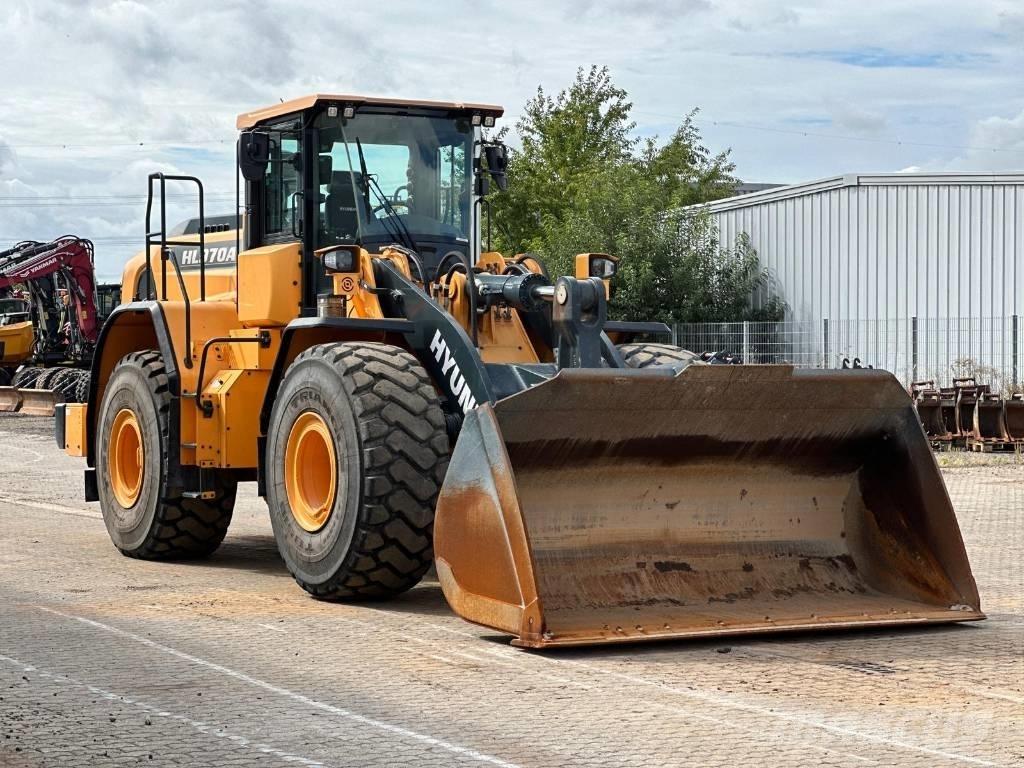 Hyundai HL 970 A 4x4 輪胎式裝載機
