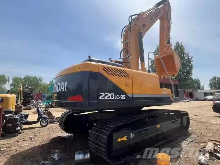Hyundai 220 LC  9s 履帶式 挖土機/掘鑿機/挖掘機