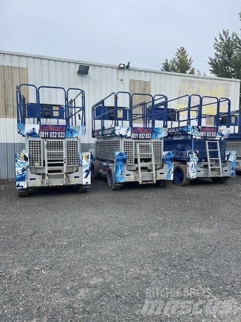 JLG M 3369 XTE 卡車裝載高空作業車
