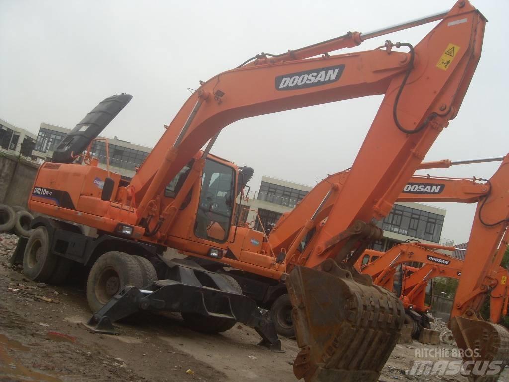Doosan DH 150 W-7 旋轉式挖土機/掘鑿機/挖掘機