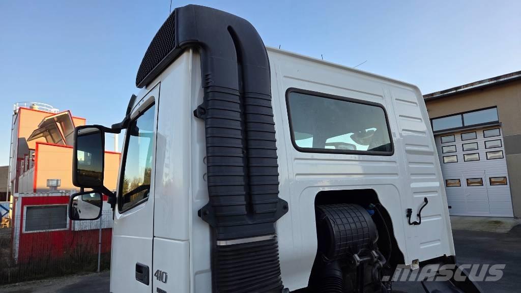 Volvo FM410 6x2*4 吊鉤式起重車