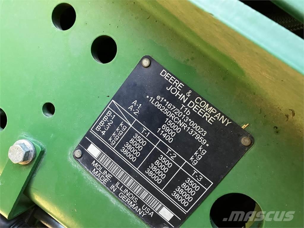 John Deere 6250R 曳引機