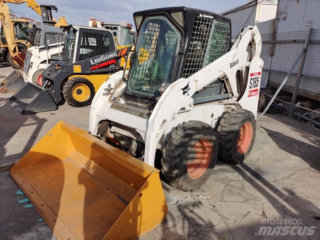 Bobcat S185 滑移轉向裝載機