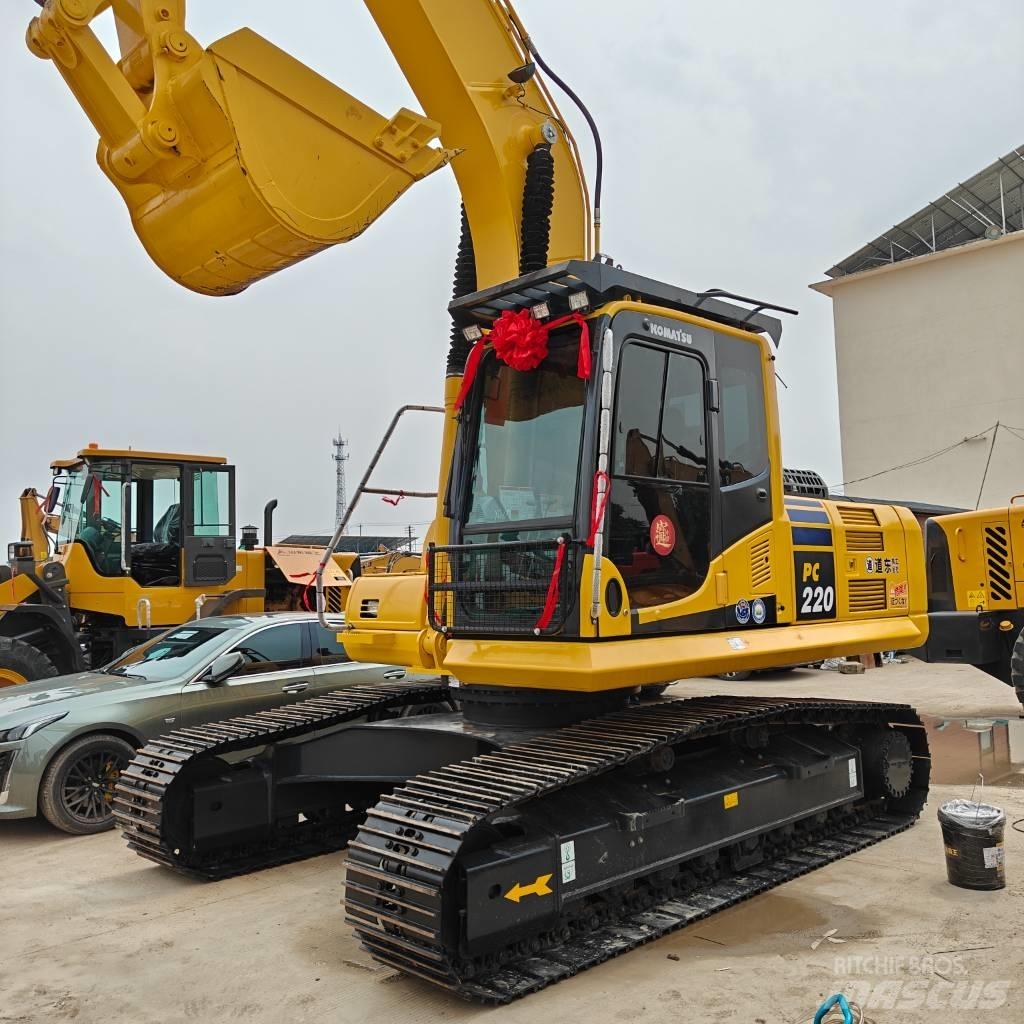 Komatsu 220-8MO 履帶式 挖土機/掘鑿機/挖掘機
