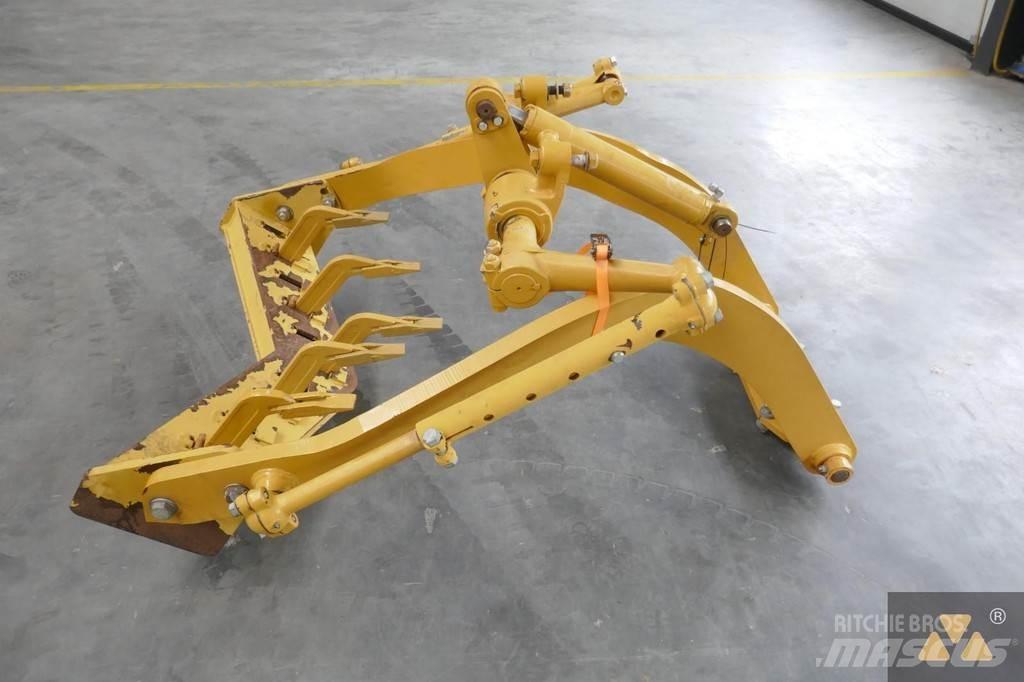 CAT 140M Scarifier 其他組件