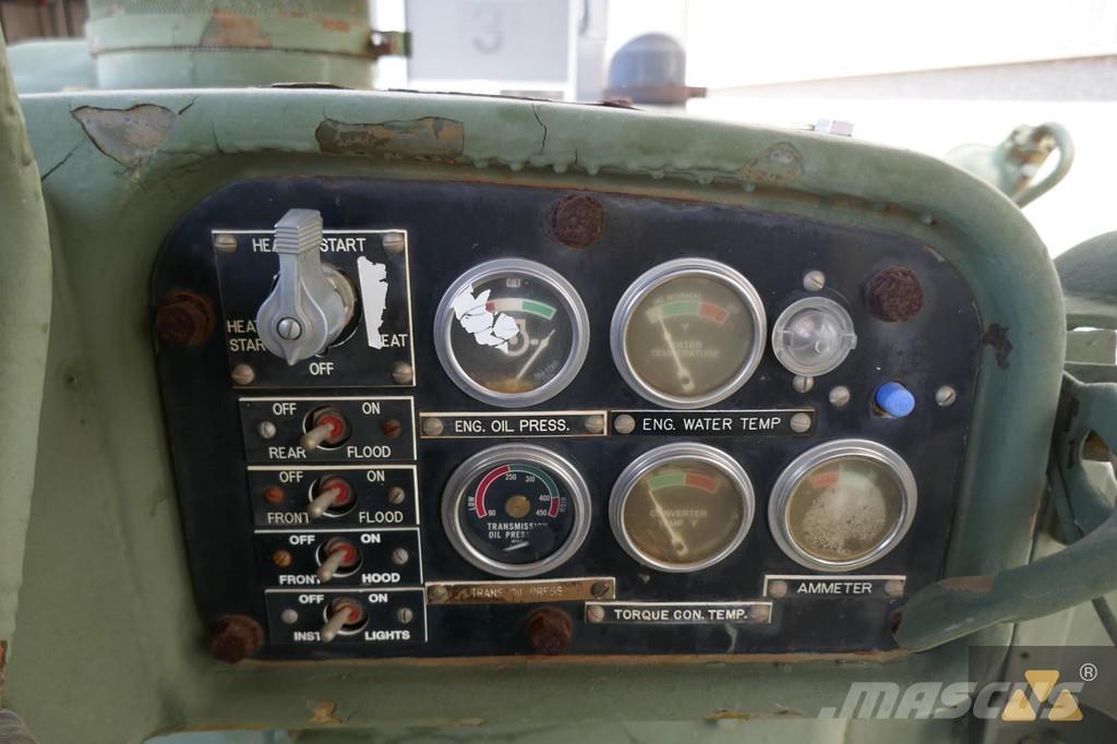 CAT D7F Ex-army 履帶推土機