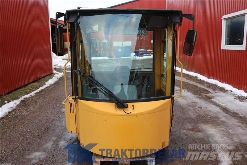 Volvo L 50 C 駕駛室與內部