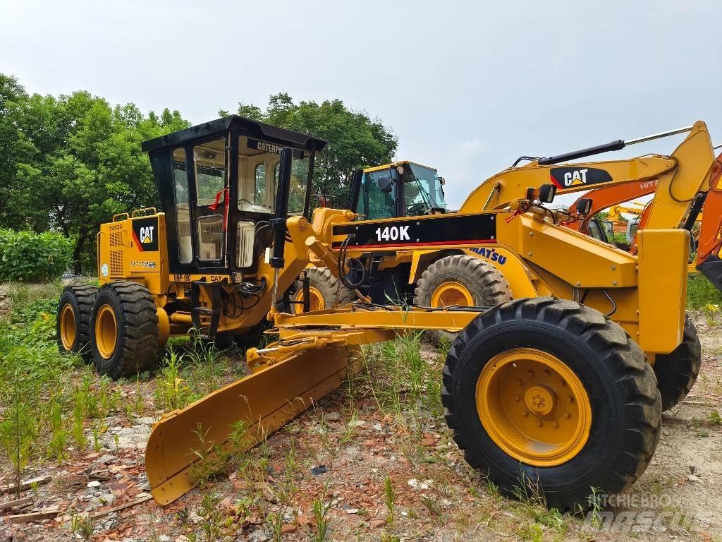 CAT 140K 平土機