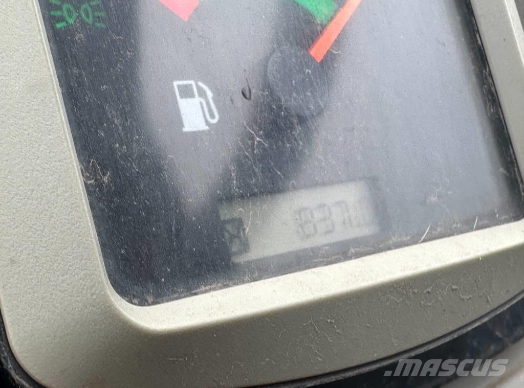 CAT CB 2.7 雙輪滾壓機