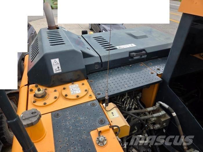 Hyundai HW 145 旋轉式挖土機/掘鑿機/挖掘機