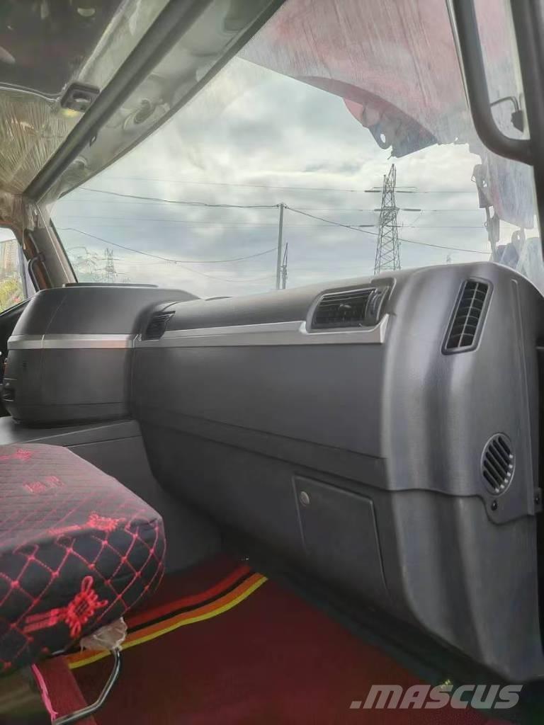 Sany STC1300C8 全路面起重機/吊車