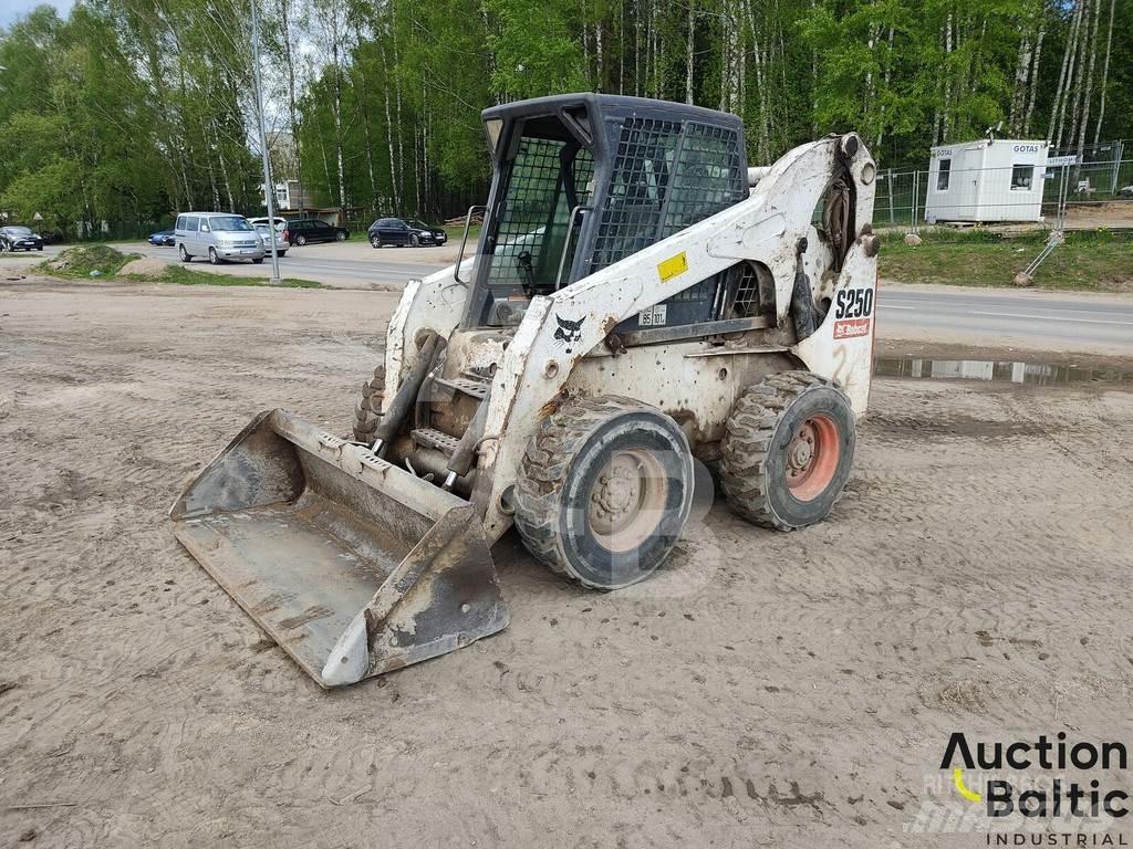 Bobcat S 250 滑移轉向裝載機