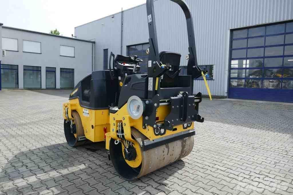 Bomag BW 120 AD-5 小型瀝青機