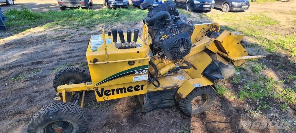 Vermeer SC252 樹樁破碎機
