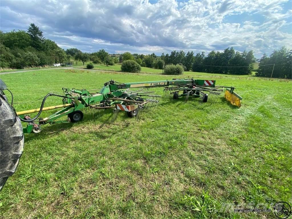 Stoll R 1405 S 堆草機