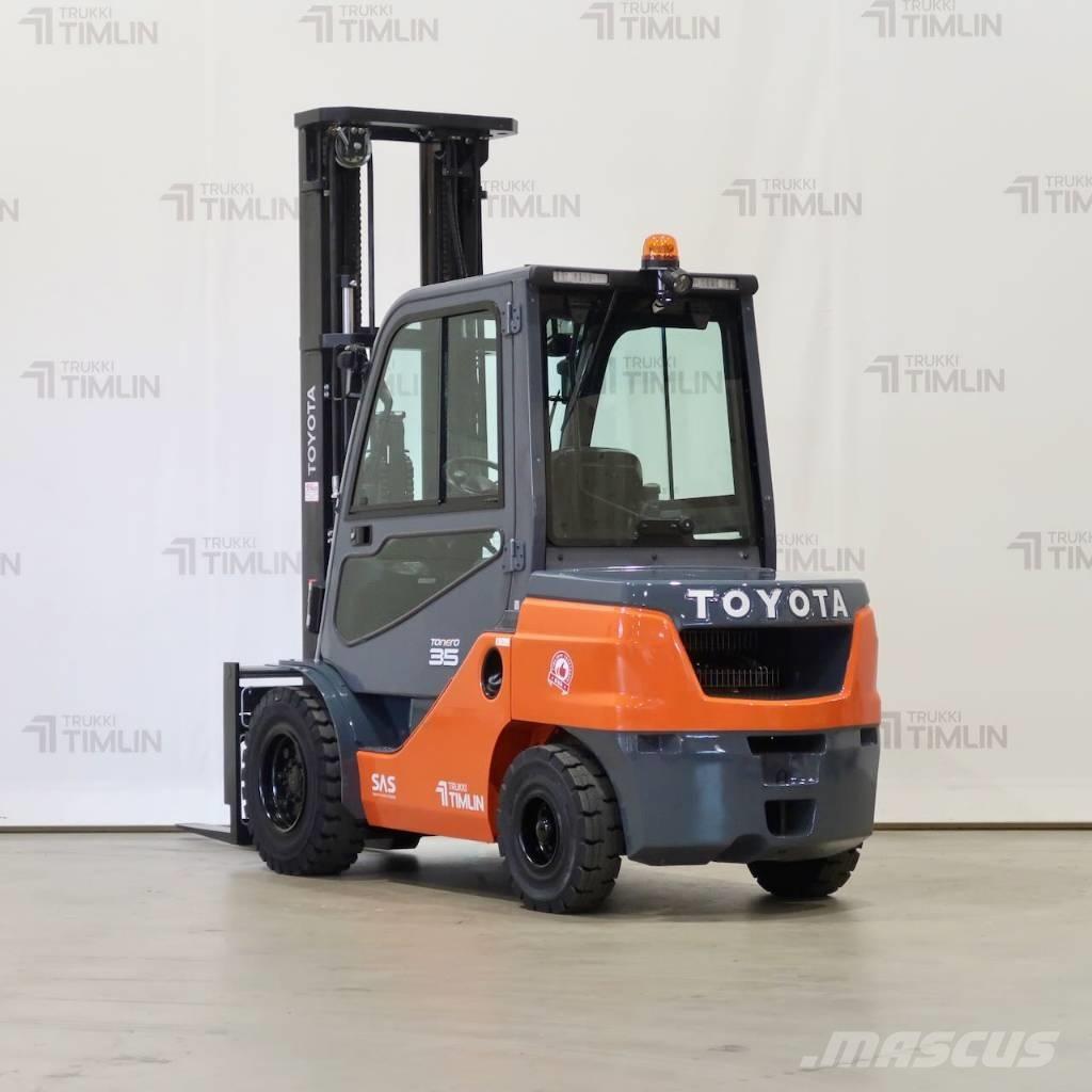 Toyota 52-8FDJF35 柴油卡車