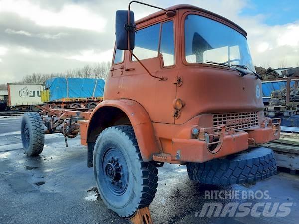 Bedford MJP2 4X4 商用底盤車