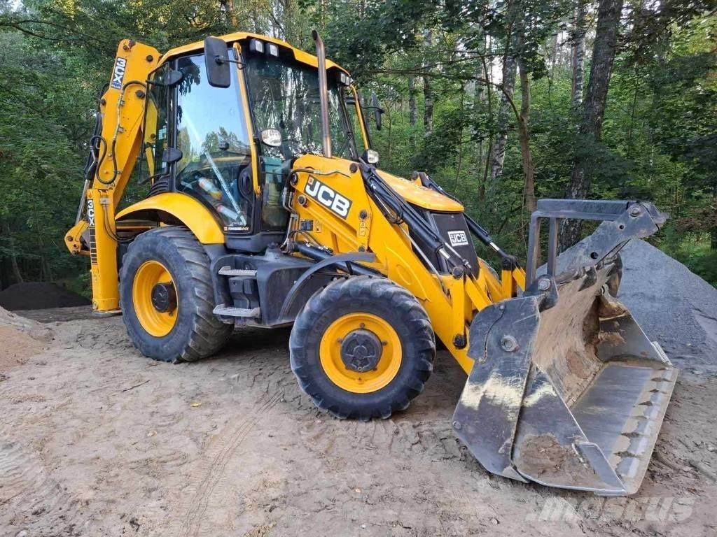 JCB 3CX PLUS 反鏟裝載機