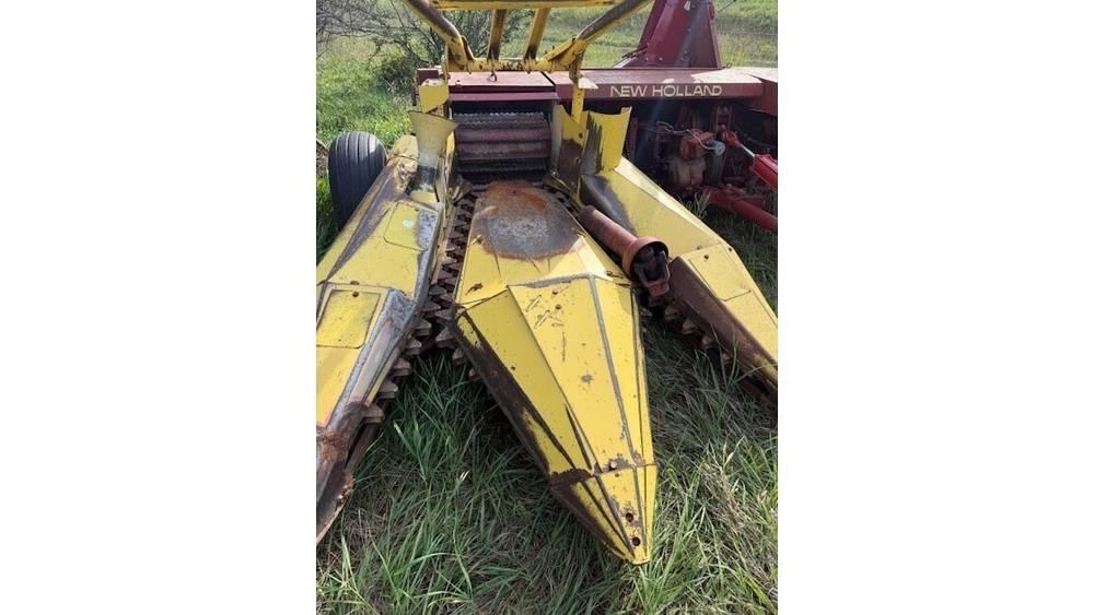 New Holland 782 牧草收穫機