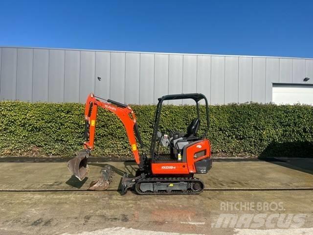 Kubota KX 016-4 小型挖土機/掘鑿機<7t(小型挖掘機)