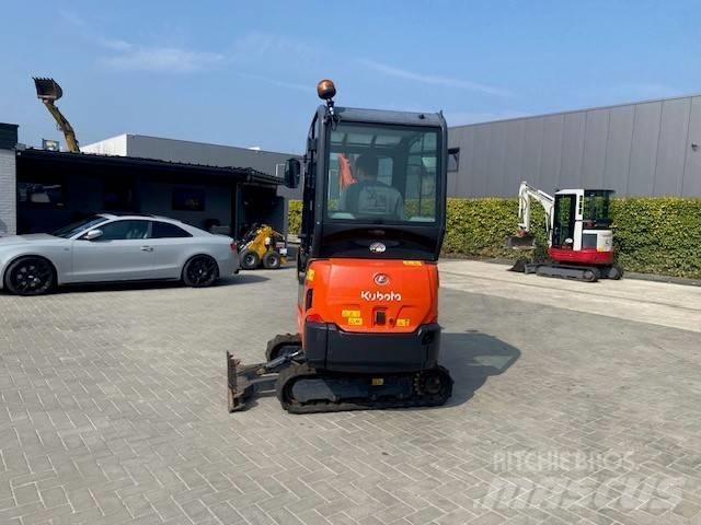 Kubota KX 016-4 小型挖土機/掘鑿機<7t(小型挖掘機)