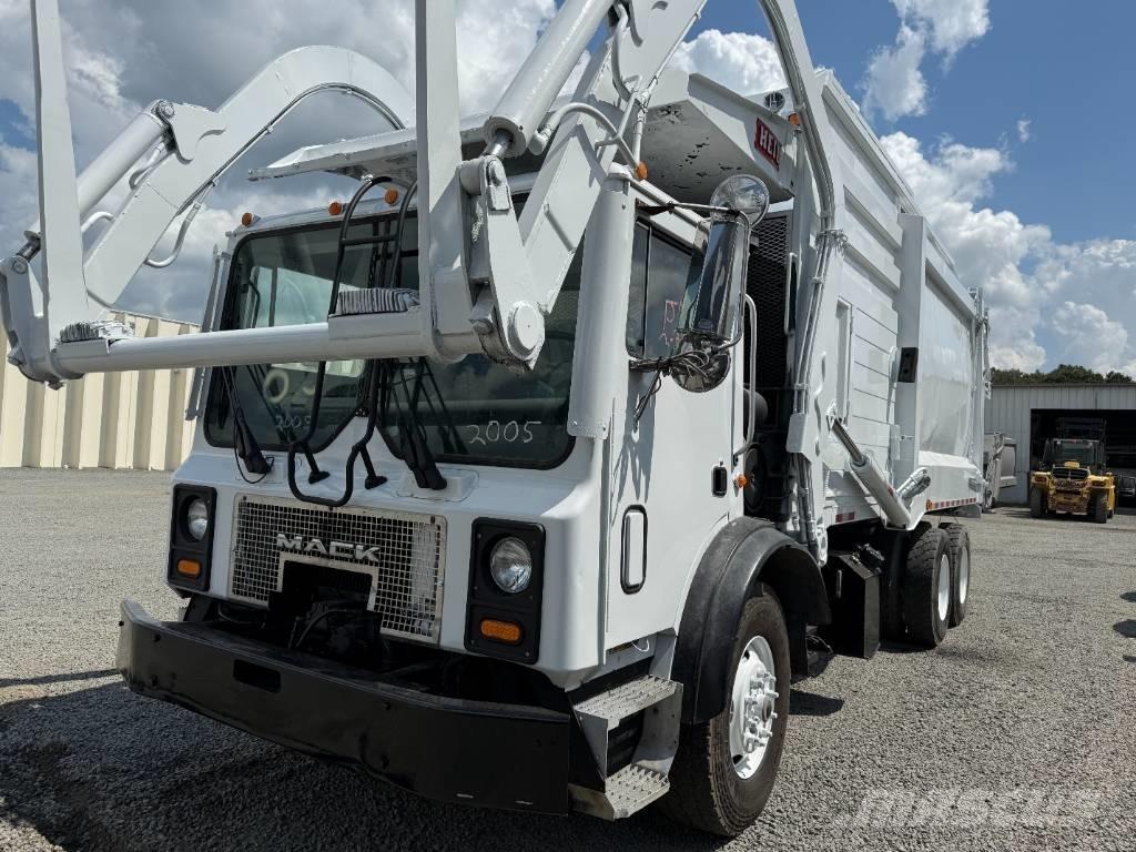 Mack MR600 垃圾車