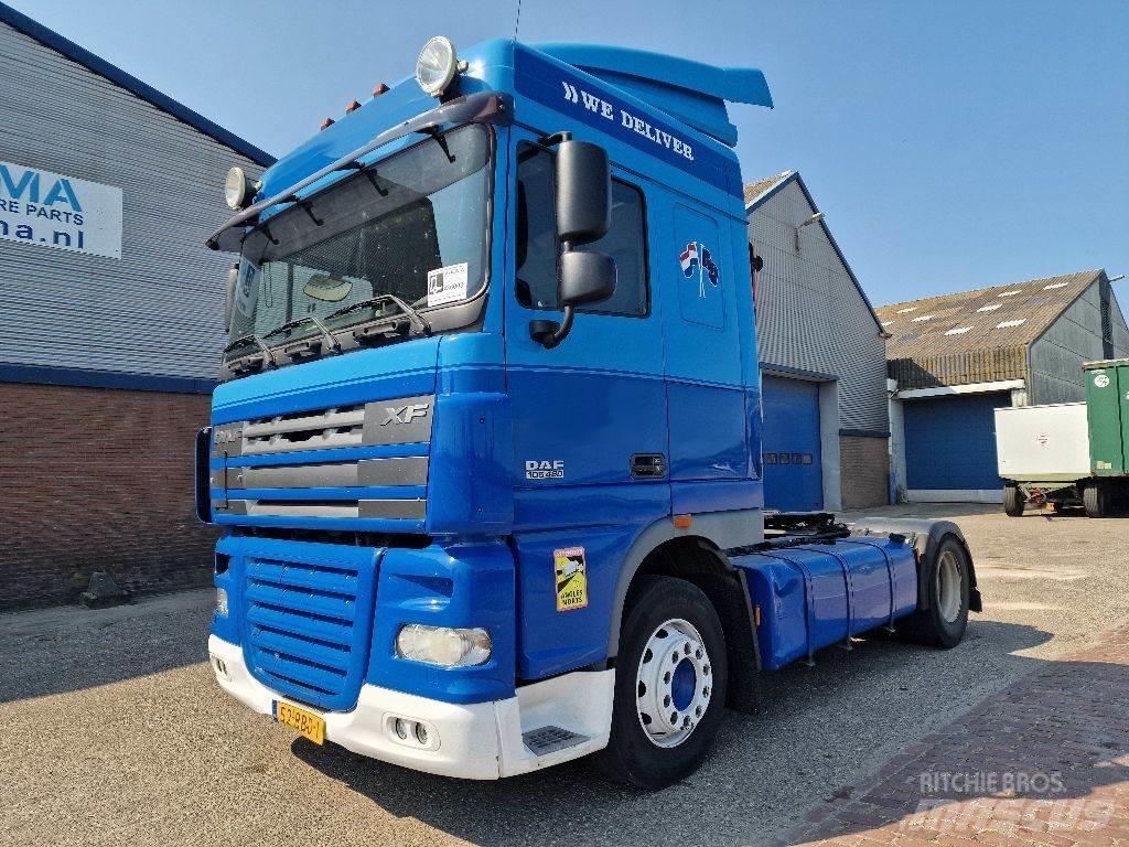 DAF XF105.460 曳引機組件