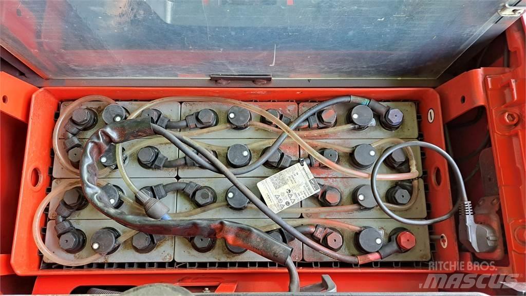 Linde L20 行走控制式堆積機