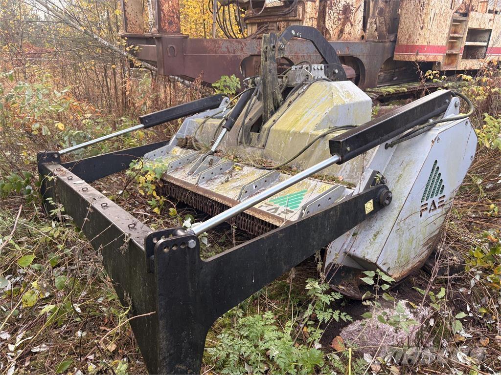 FAE UMM/S 225-130 莖葉去葉機