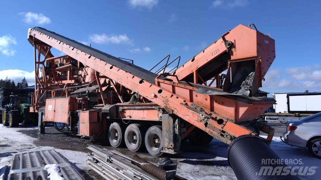 Metso GP 300 移動式壓碎機