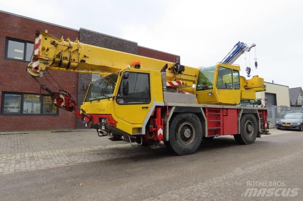 Faun ATF 30-2 L 全路面起重機/吊車